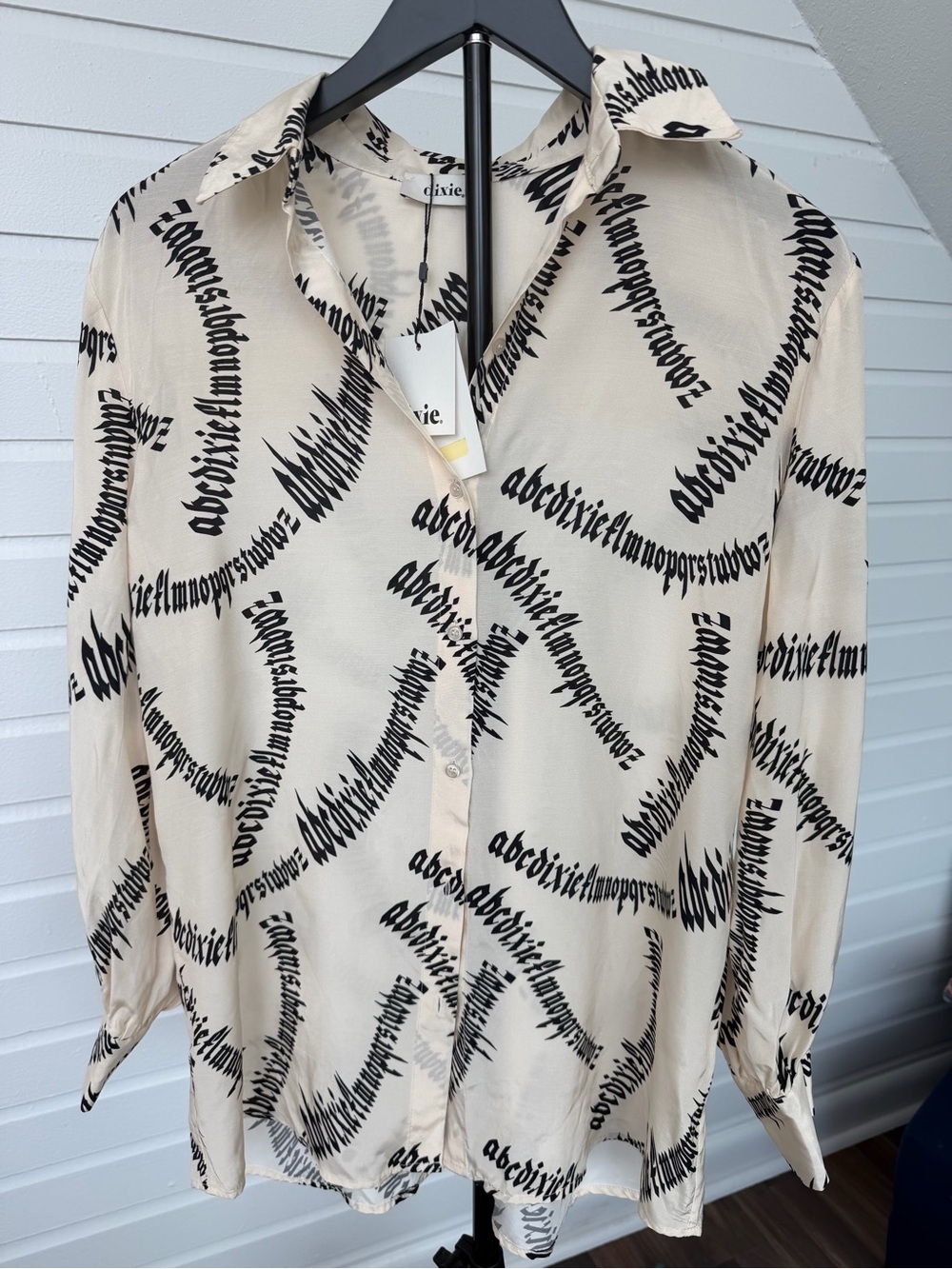 Dixie Women’s L Gothic Alphabet Print Blouse Ivory Black Button Down NWT